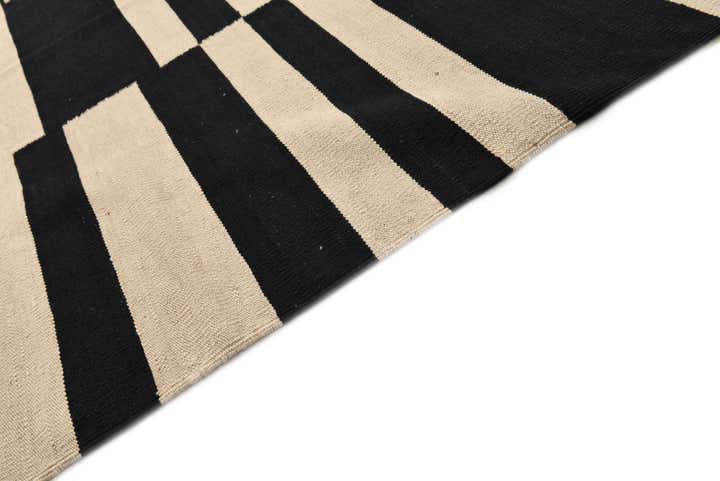 5' 8 x 7' 10 Hand Woven Kilim Modern Wool Rug