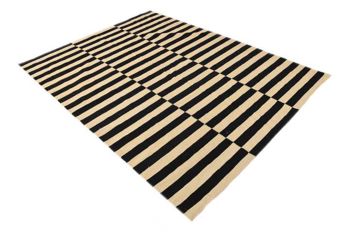 5' 9 x 7' 9 Hand Woven Kilim Modern Wool Rug