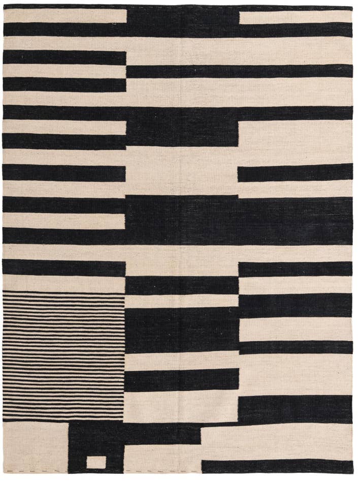 Detail image of 5' 9 x 7' 9 Hand Woven Kilim Modern Wool Rug