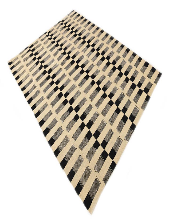 Detail image of 5' 9 x 7' 8  Hand Woven Kilim Modern Wool Rug