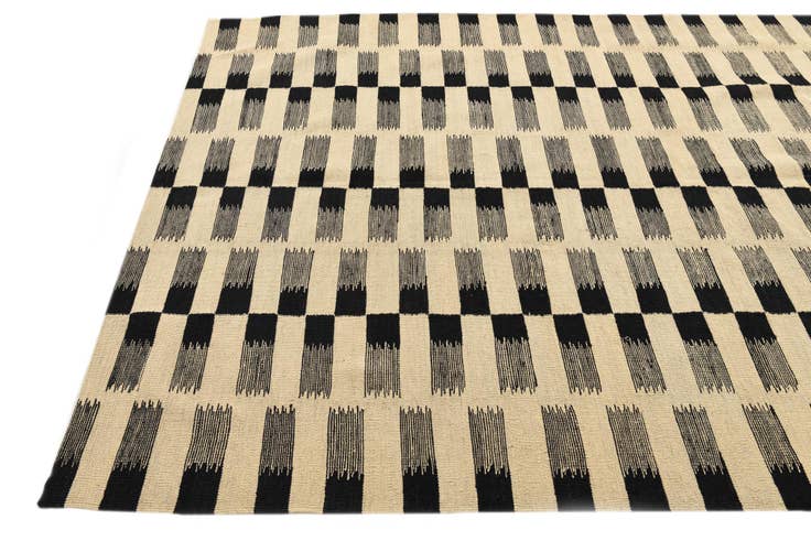 Detail image of 5' 9 x 7' 8 Hand Woven Kilim Modern Wool Rug