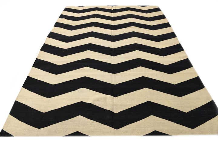 6' 10 x 9' 8 Hand Woven Kilim Modern Wool Rug