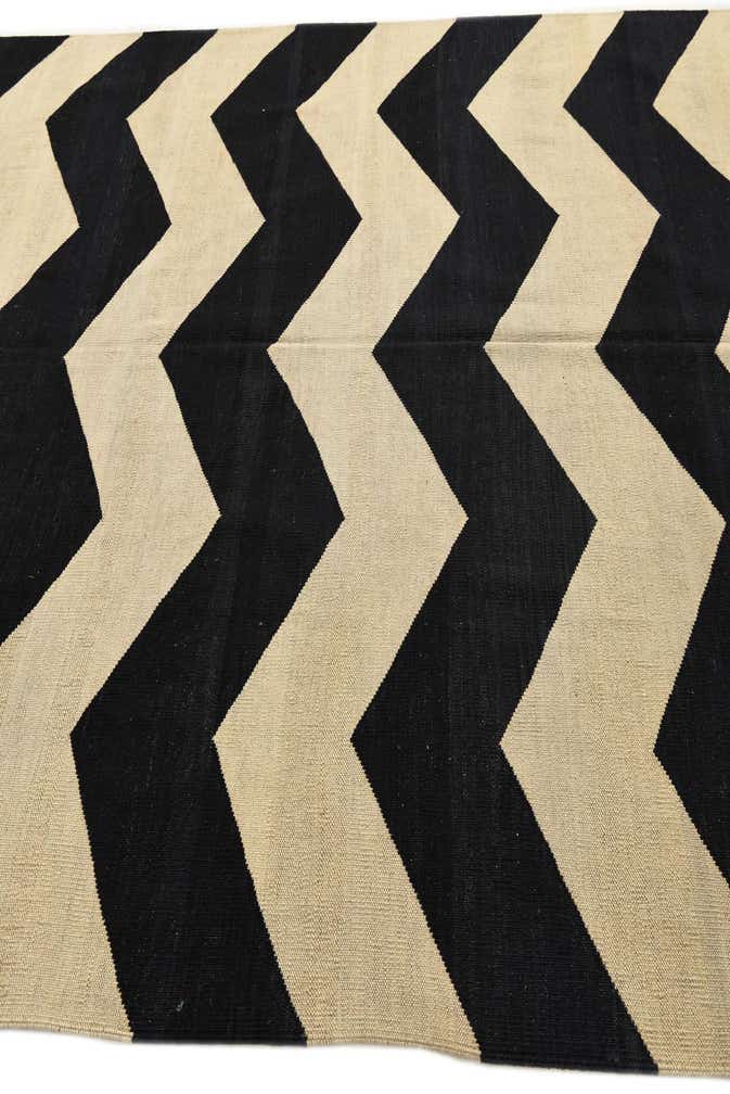 6' 10 x 9' 8 Hand Woven Kilim Modern Wool Rug