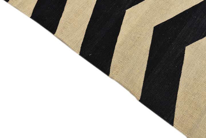 6' 10 x 9' 8 Hand Woven Kilim Modern Wool Rug