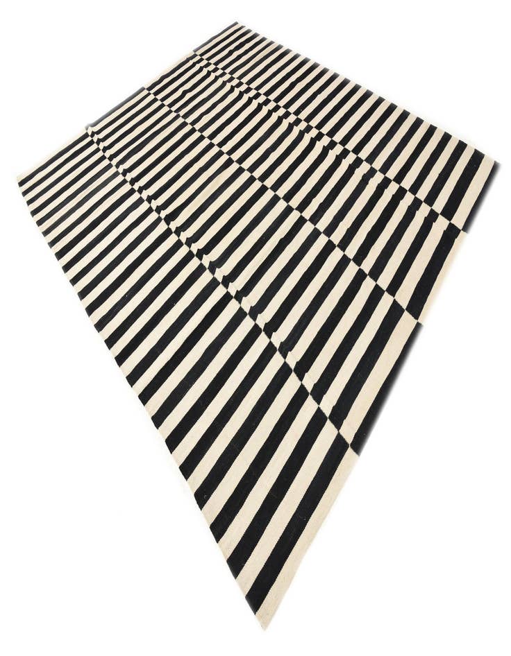 Detail image of 8' 3 x 9' 7  Hand Woven Kilim Modern Wool Rug