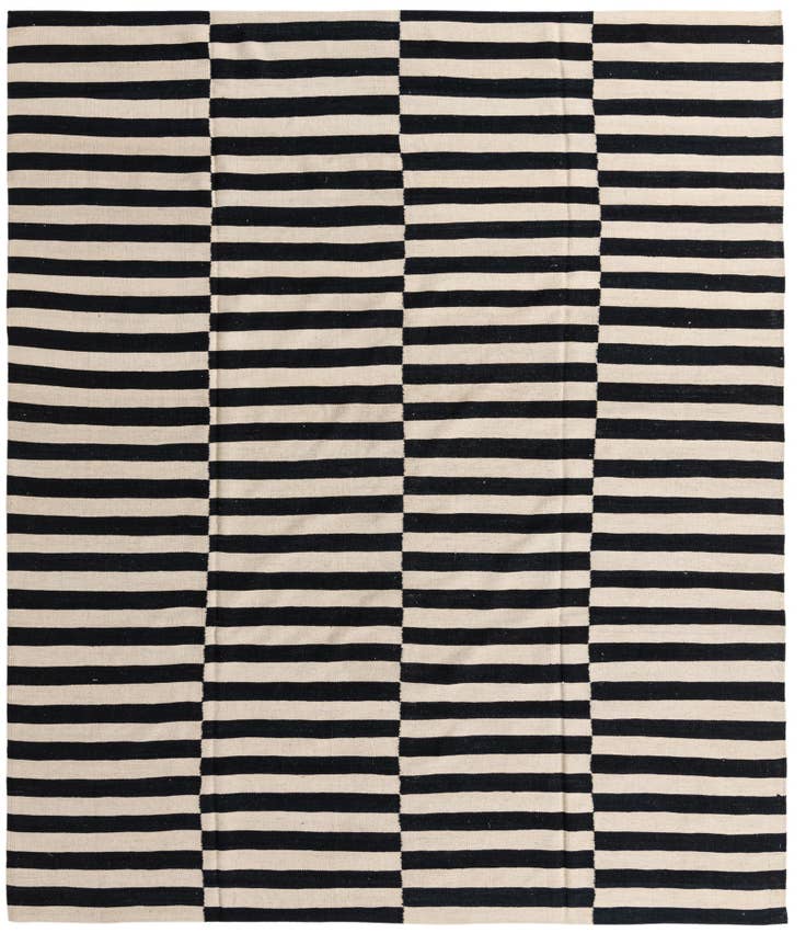 Detail image of 8' 3 x 9' 10 Hand Woven Kilim Modern Wool Rug