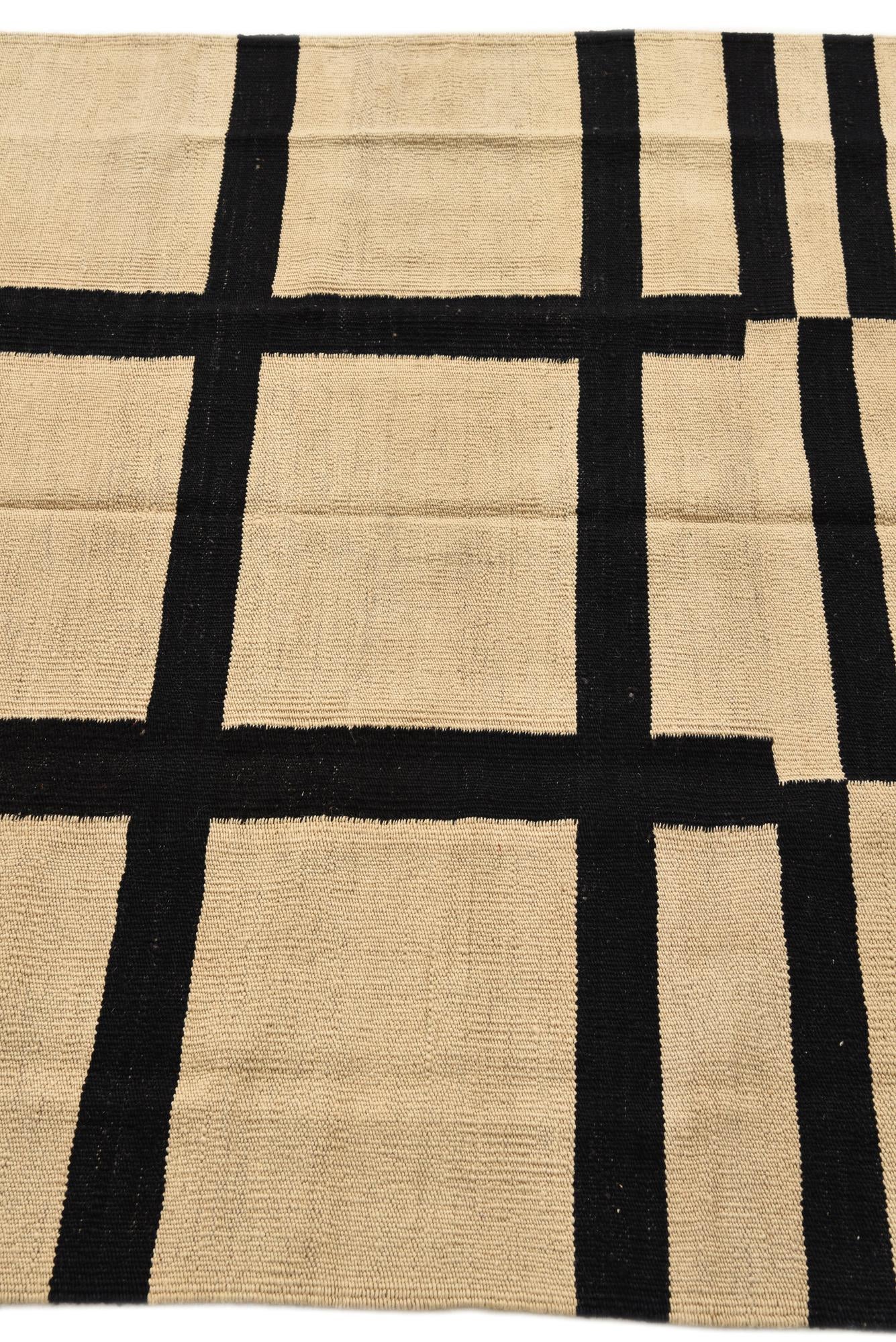 4' 1 x 5' 9 Hand Woven Kilim Modern Wool Rug