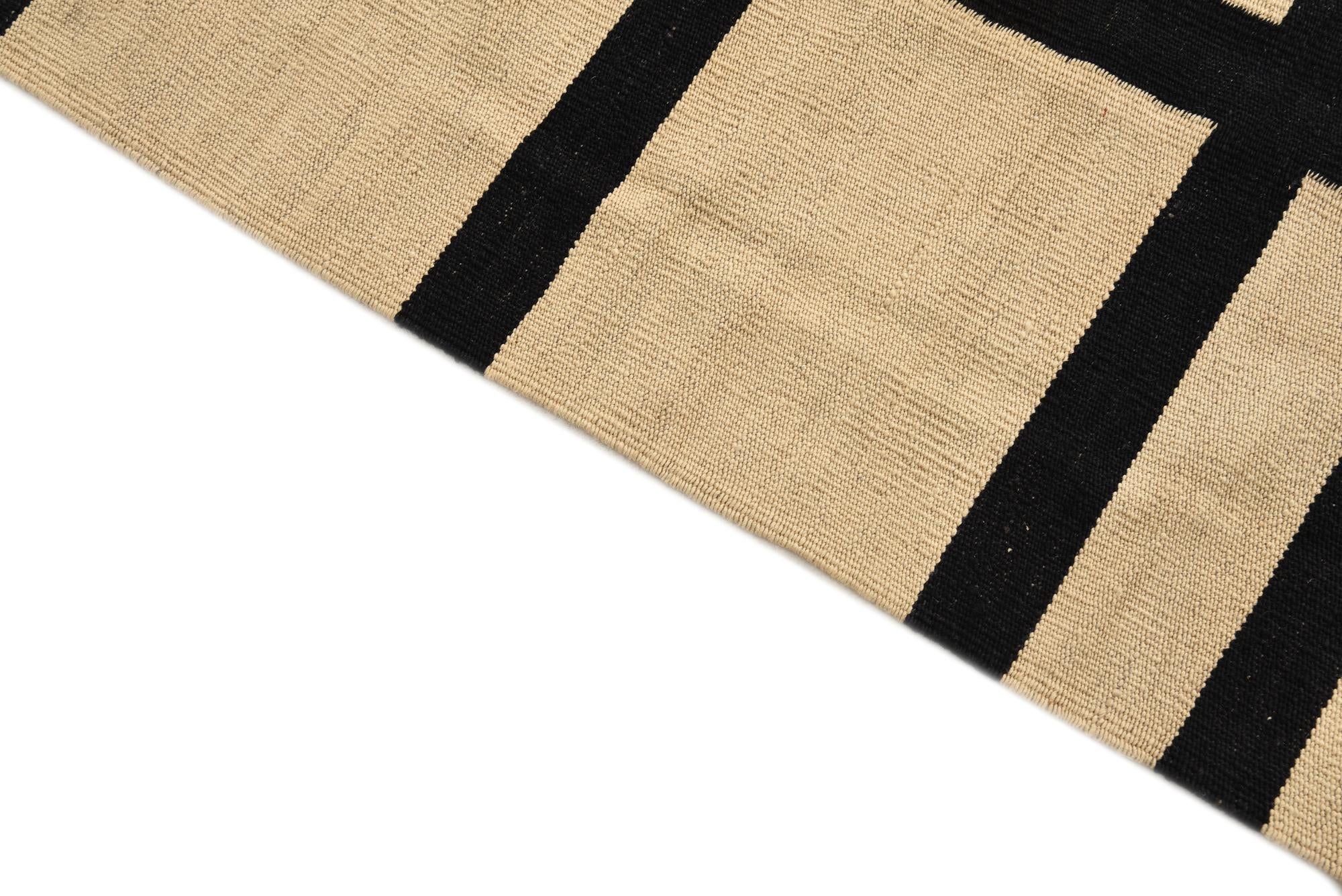 4' 1 x 5' 9 Hand Woven Kilim Modern Wool Rug