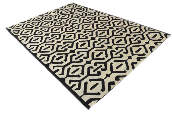 6' 9 x 9' 7 Hand Woven Kilim Modern Wool Rug