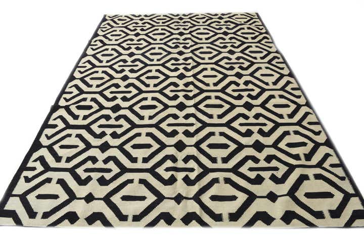 6' 9 x 9' 7 Hand Woven Kilim Modern Wool Rug