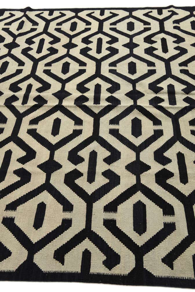 6' 9 x 9' 7 Hand Woven Kilim Modern Wool Rug