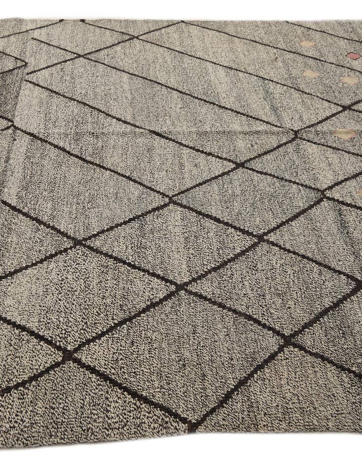 Detail image of 6' 10 x 9' 5  Hand Woven Kilim Modern Wool Rug