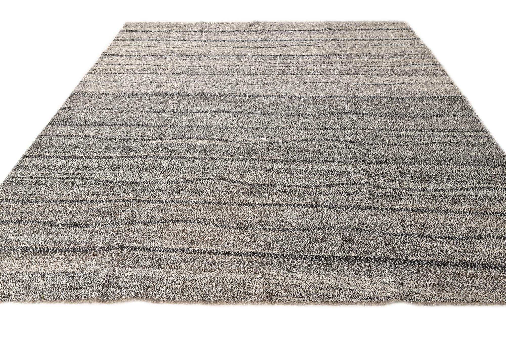 8' 8 x 10' Hand Woven Kilim Modern Wool Rug