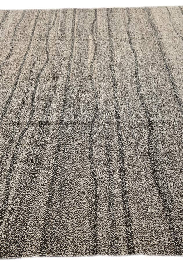 Detail image of 8' 8 x 10' Hand Woven Kilim Modern Wool Rug