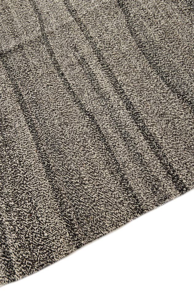 Detail image of 8' 8 x 10' Hand Woven Kilim Modern Wool Rug