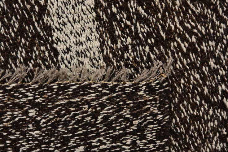 Detail image of 8' 3 x 9' 4 Hand Woven Kilim Modern Wool Rug