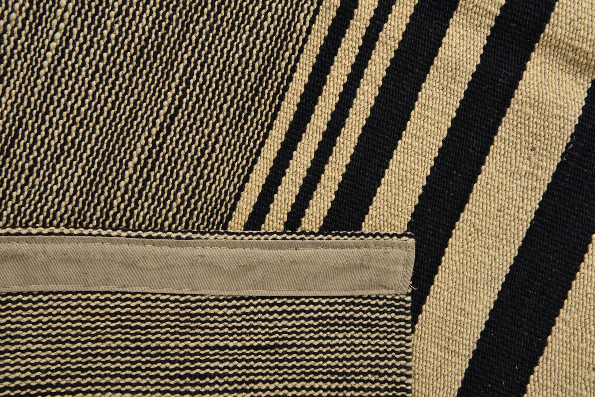6' 6 x 9' 7 Hand Woven Kilim Modern Wool Rug