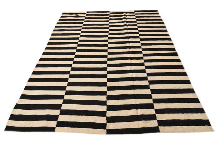 5' 7 x 7' 10 Hand Woven Kilim Modern Wool Rug