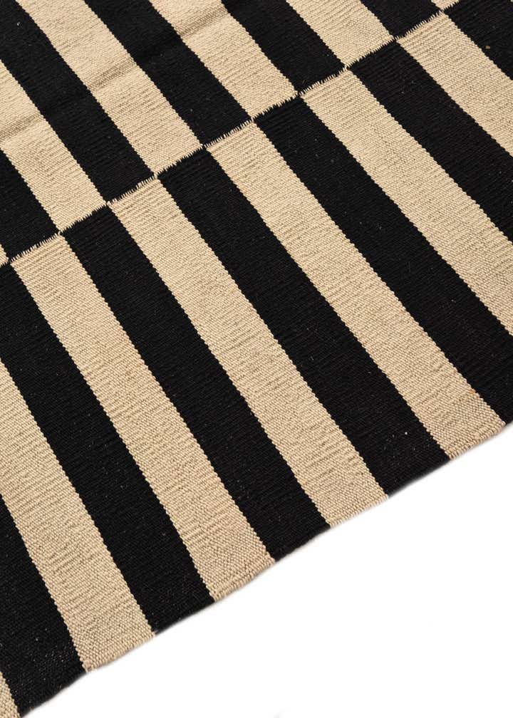 5' 7 x 7' 10 Hand Woven Kilim Modern Wool Rug