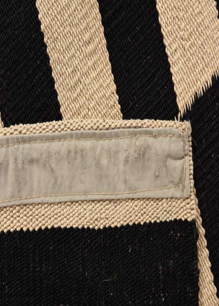 5' 7 x 7' 10 Hand Woven Kilim Modern Wool Rug