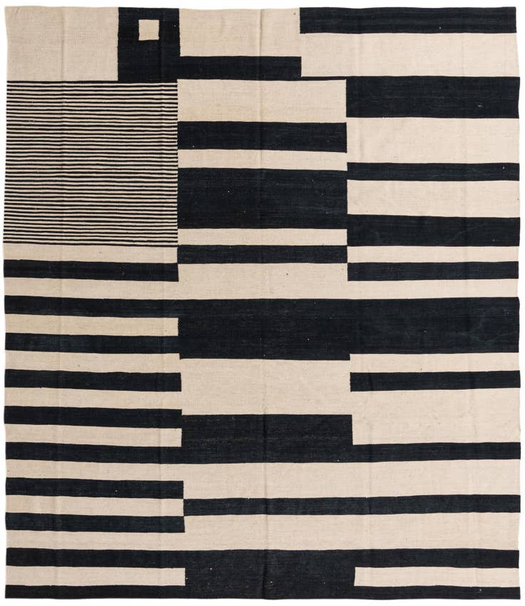 Detail image of 8' 6 x 9' 9 Hand Woven Kilim Modern Wool Rug