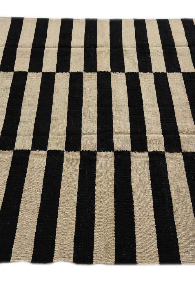 4' 4 x 5' 11 Hand Woven Kilim Modern Wool Rug