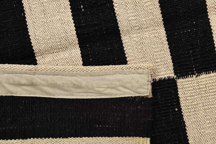 4' 4 x 5' 11 Hand Woven Kilim Modern Wool Rug