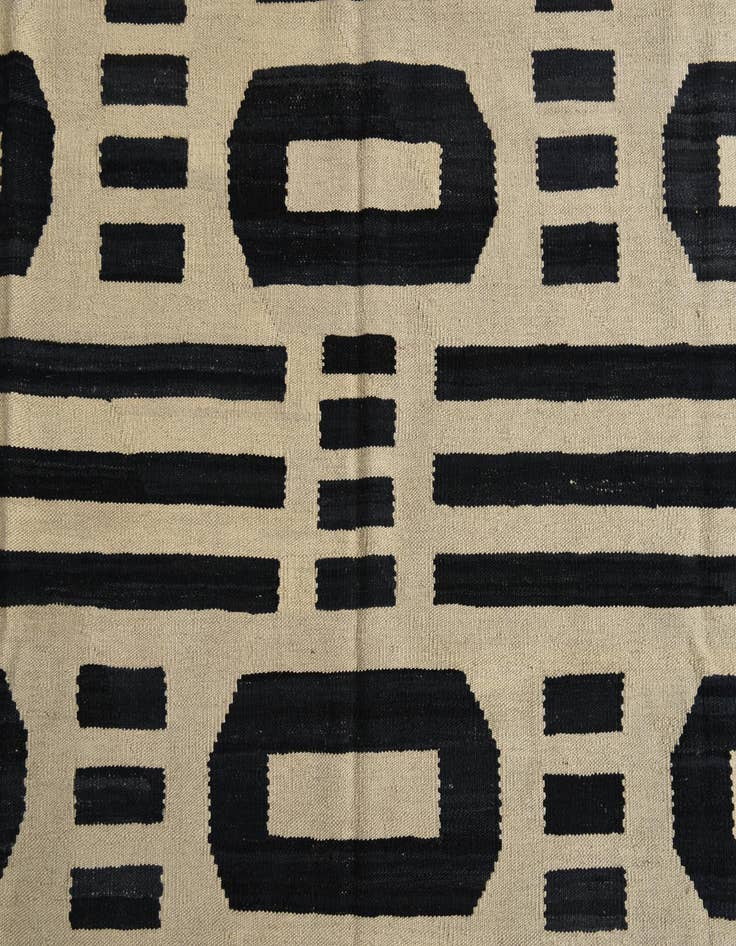 Detail image of 5' 9 x 7' 10  Hand Woven Kilim Modern Wool Rug