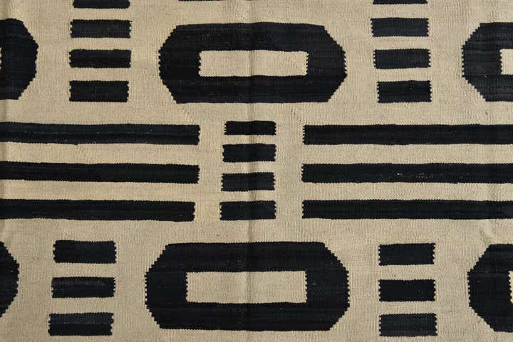 5' 9 x 7' 10 Hand Woven Kilim Modern Wool Rug