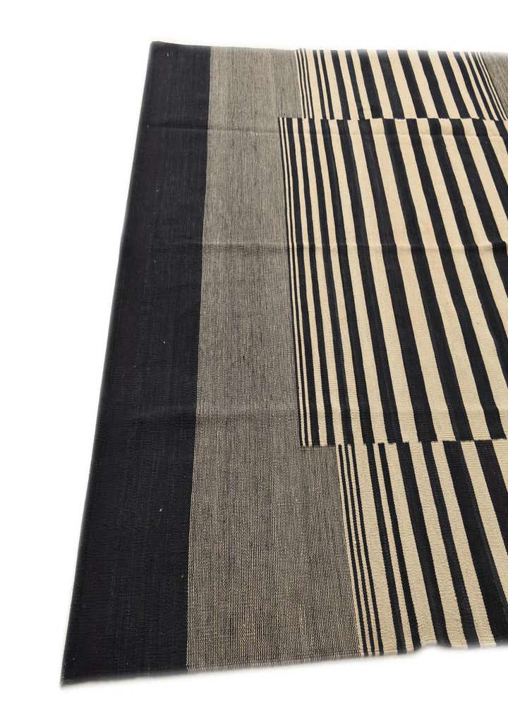 6' 10 x 9' 8 Hand Woven Kilim Modern Wool Rug