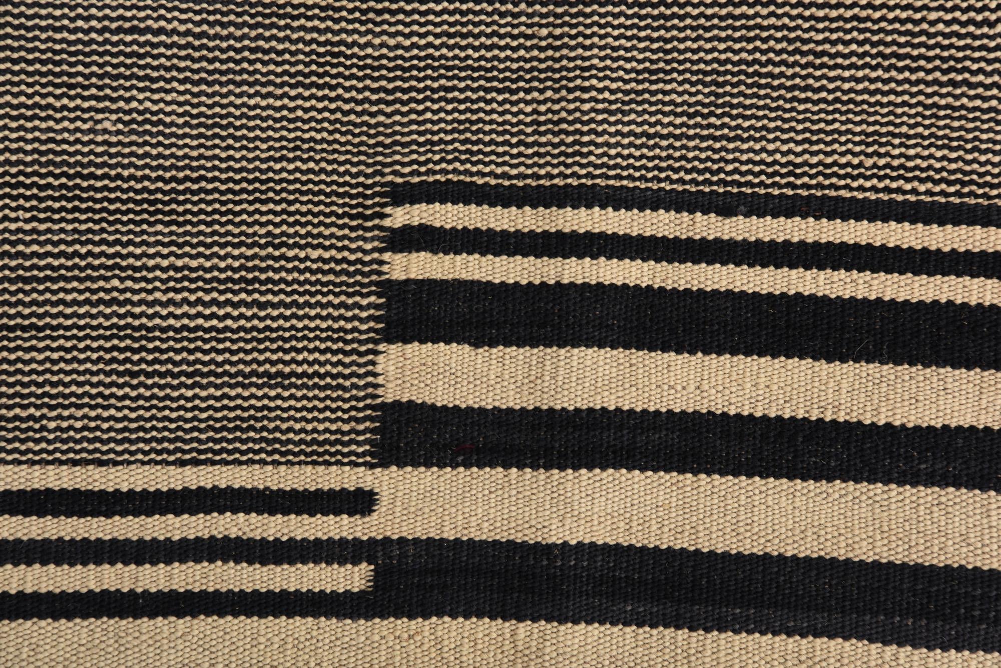 6' 10 x 9' 8 Hand Woven Kilim Modern Wool Rug