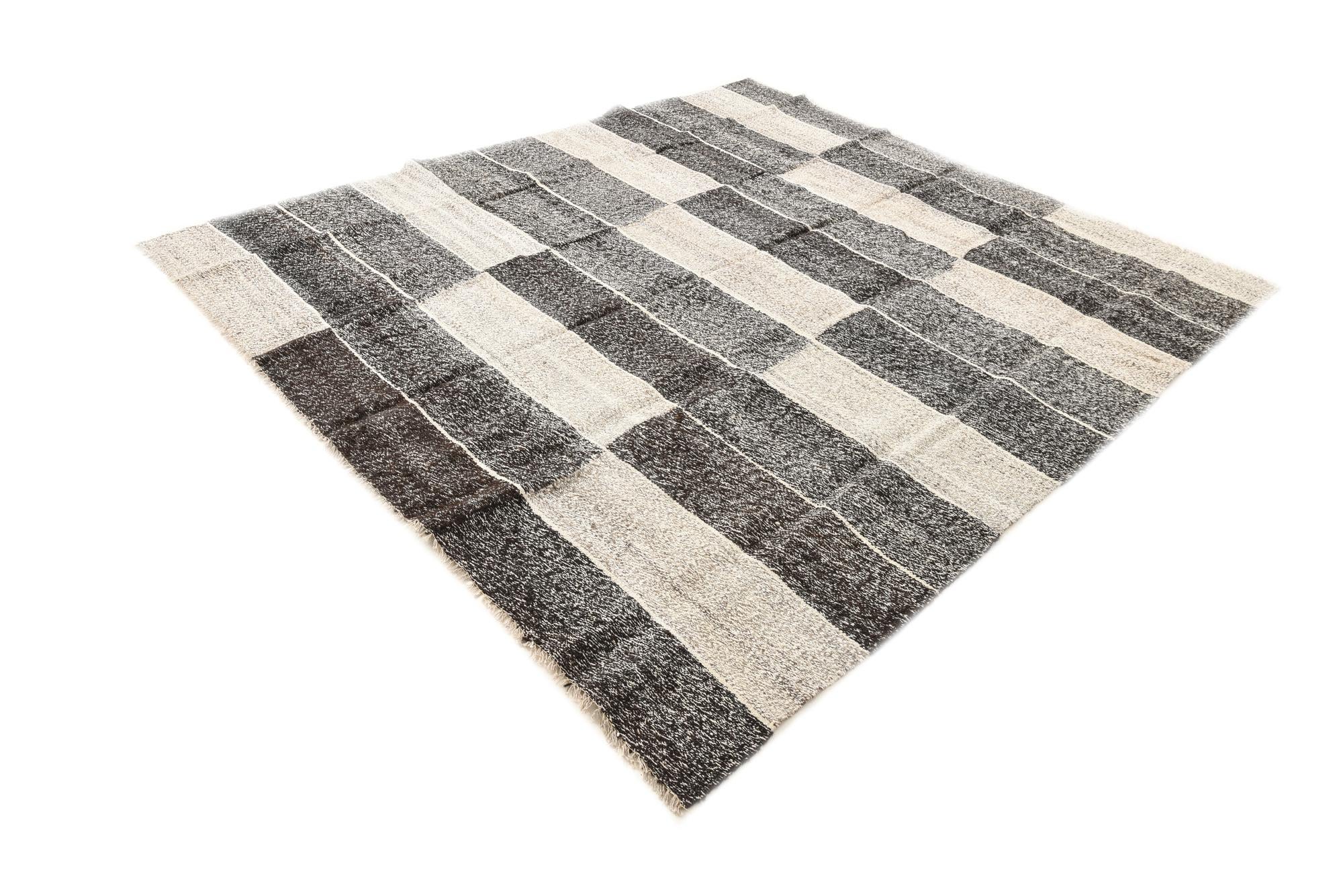 8' 1 x 9' 3 Hand Woven Kilim Modern Wool Rug