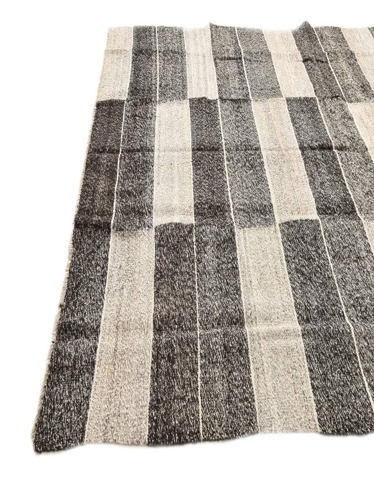 Detail image of 8' 1 x 9' 3  Hand Woven Kilim Modern Wool Rug