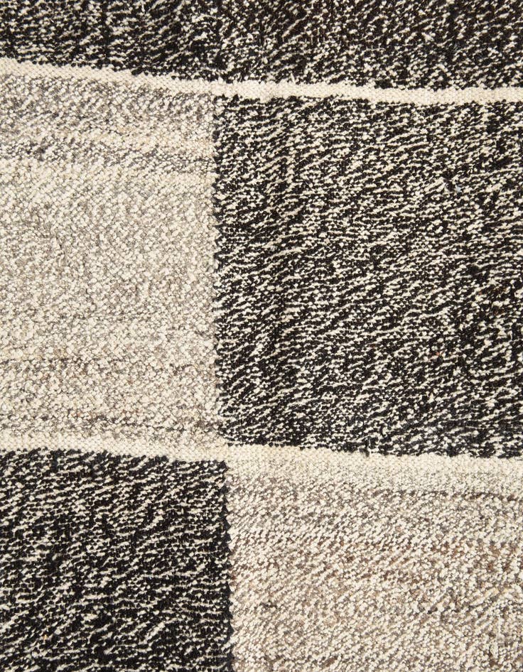 Detail image of 8' 1 x 9' 3  Hand Woven Kilim Modern Wool Rug