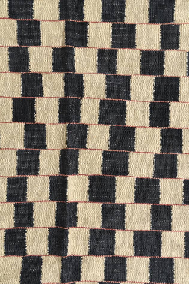 Detail image of 6' 9 x 9' 5 Hand Woven Kilim Modern Wool Rug