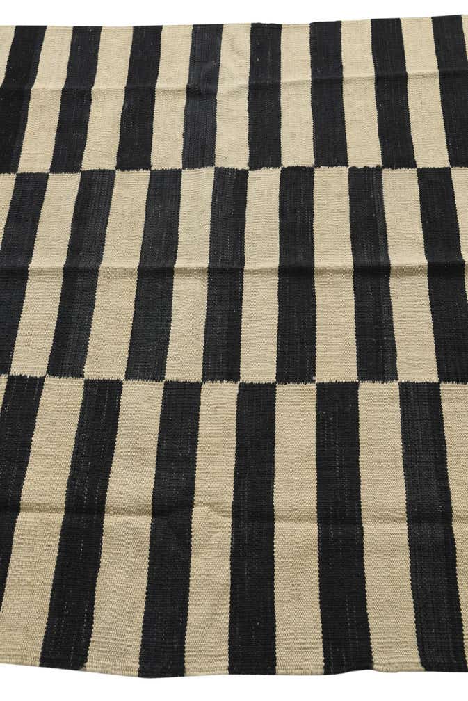 4' 3 x 6' Hand Woven Kilim Modern Wool Rug