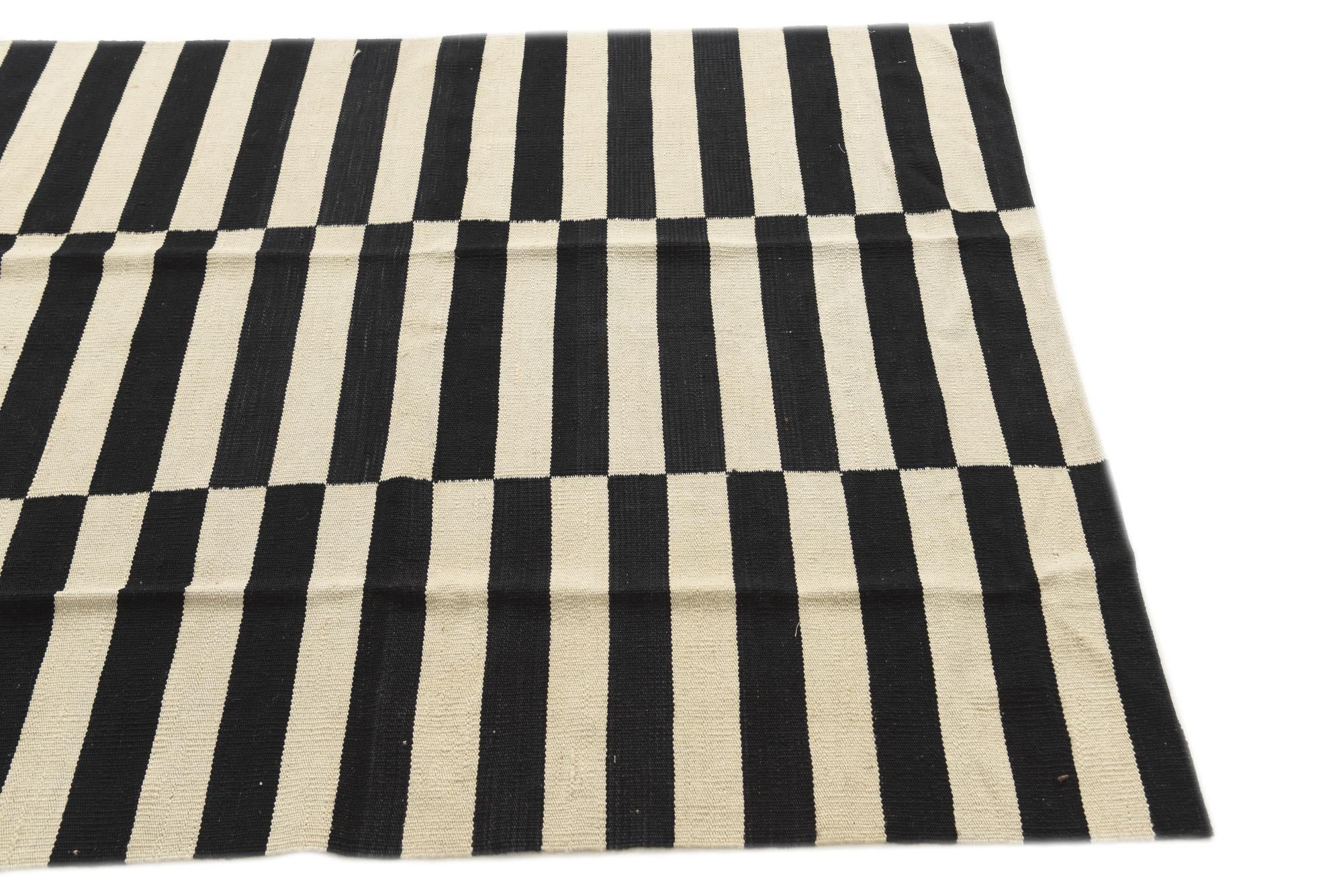 4' 1 x 5' 10 Hand Woven Kilim Modern Wool Rug