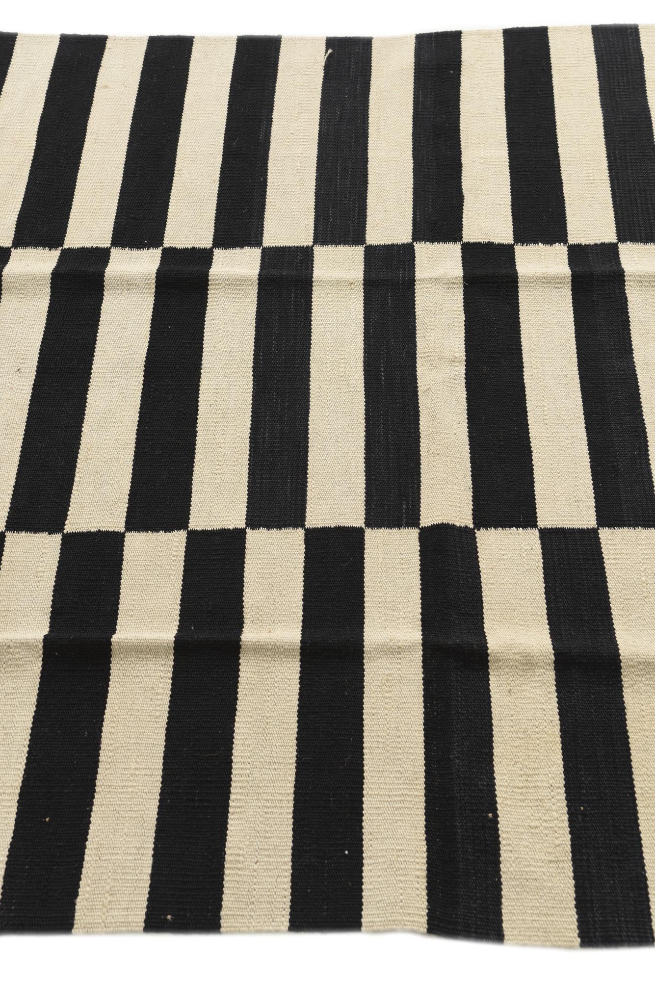 4' 1 x 5' 10 Hand Woven Kilim Modern Wool Rug