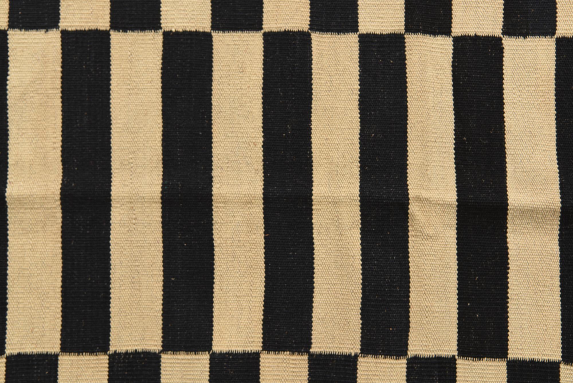 4' 1 x 5' 10 Hand Woven Kilim Modern Wool Rug