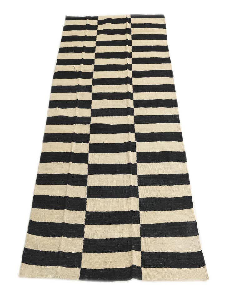 Detail image of 4' 2 x 5' 9 Hand Woven Kilim Modern Wool Rug