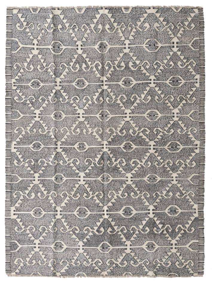 Detail image of 7' x 9' 4 Hand Woven Kilim Modern Wool Rug