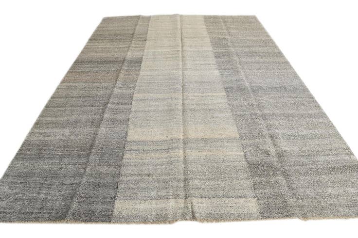 Detail image of 8' 7 x 11' 10 Hand Woven Kilim Modern Wool Rug