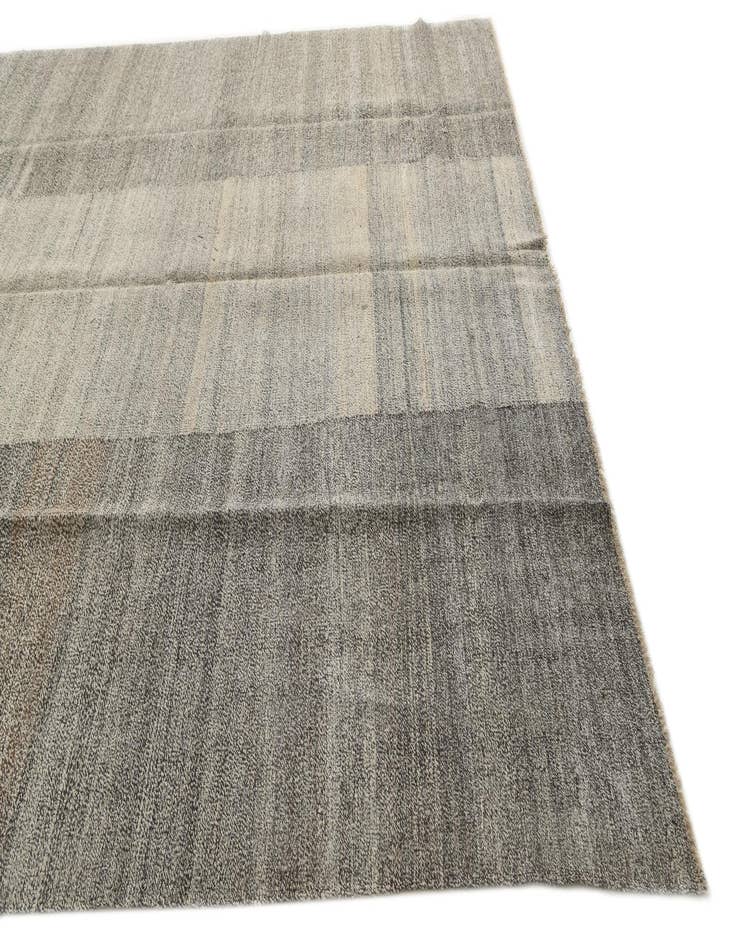 Detail image of 8' 7 x 11' 10 Hand Woven Kilim Modern Wool Rug