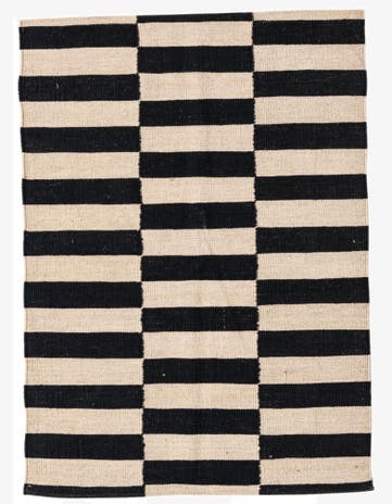 2' 8 x 3' 9 Hand Woven Kilim Modern Wool Rug