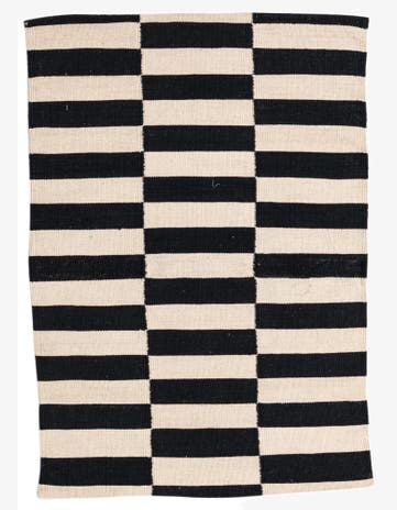 2' 8 x 3' 9 Hand Woven Kilim Modern Wool Rug