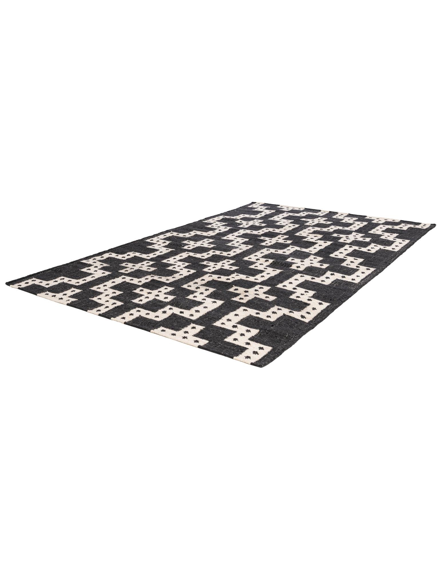 5' 1 x 8' Hand Woven Kilim Wool Rug