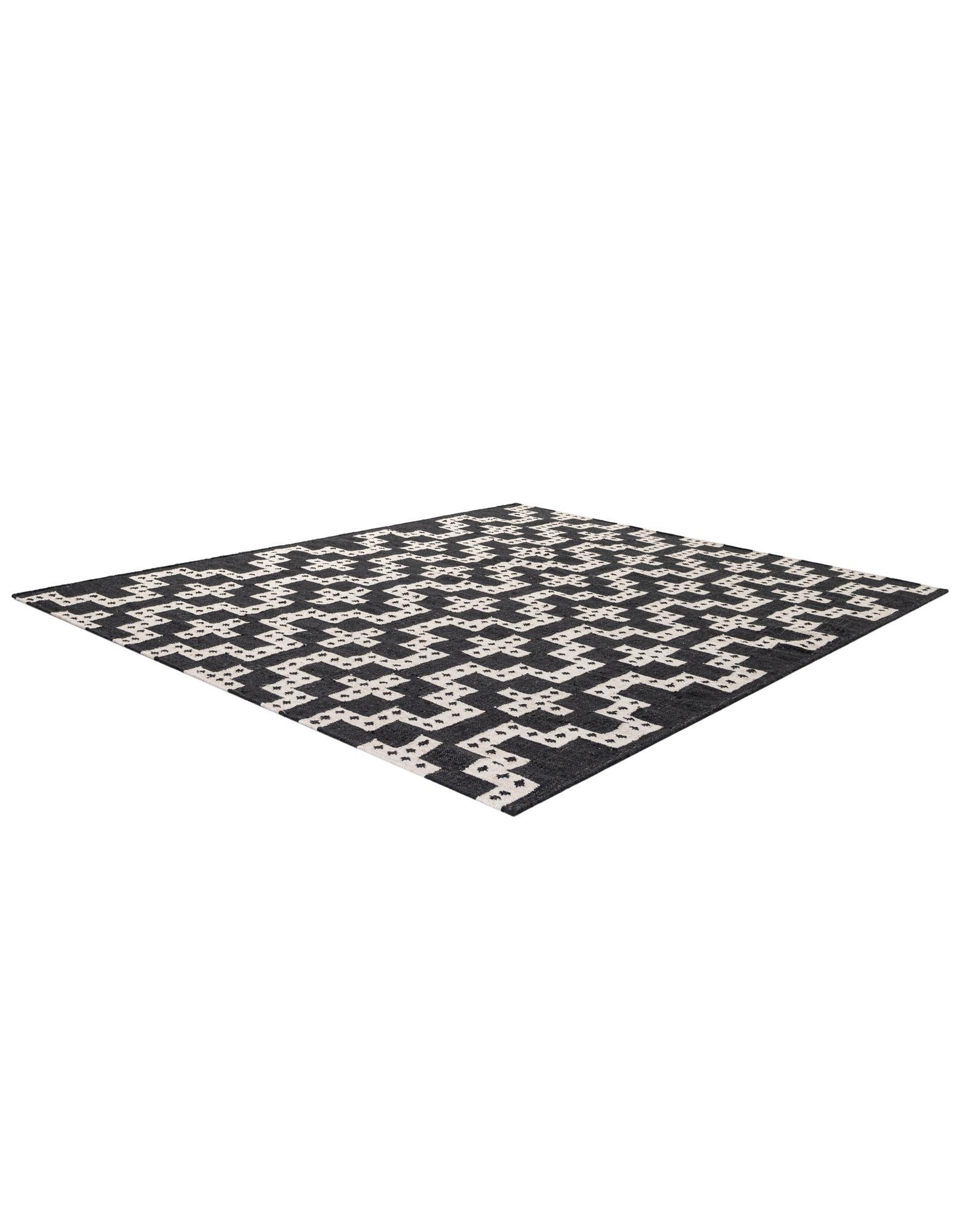 7' 10 x 10' Hand Woven Kilim Wool Rug