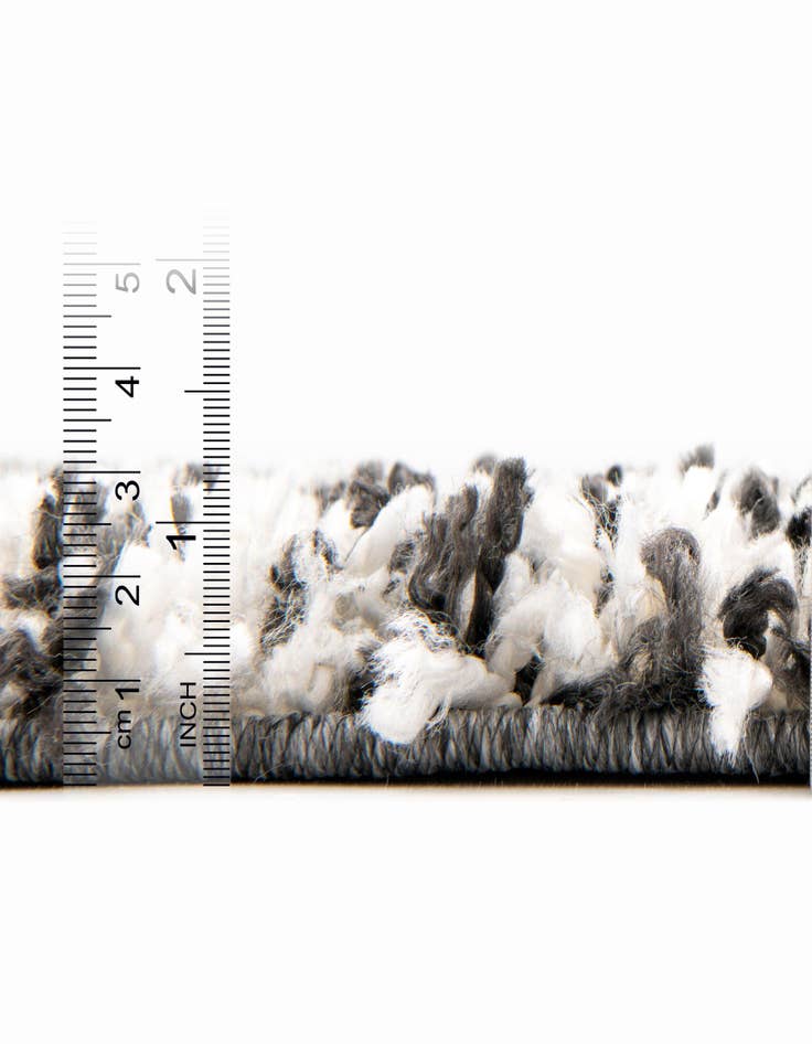 Detail image of 9' x 12' Lagom Shag Rug