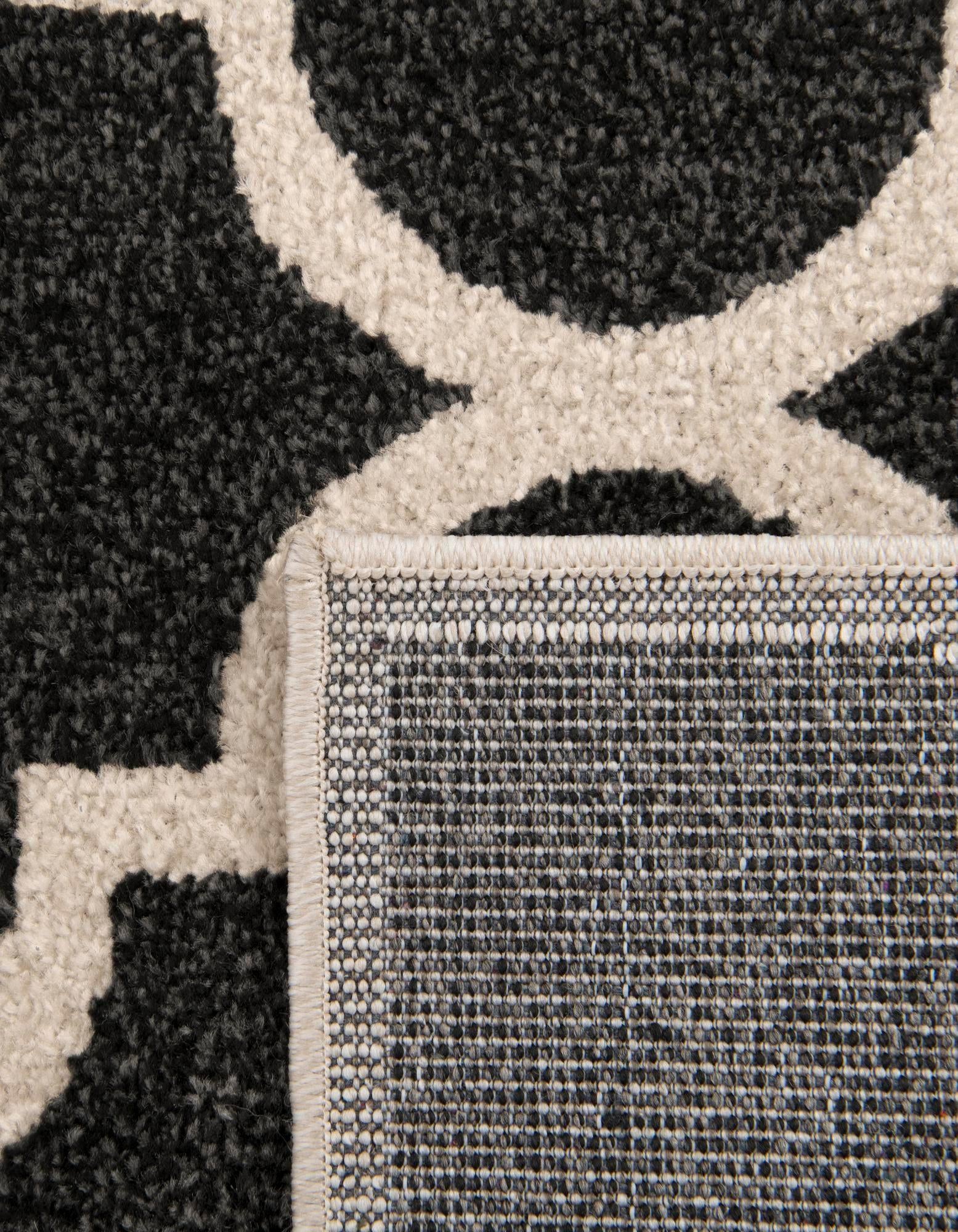 3' 3 x 5' 3 Lattice Rug