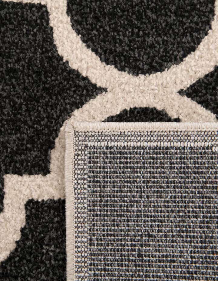 3' 3 x 5' 3 Lattice Rug